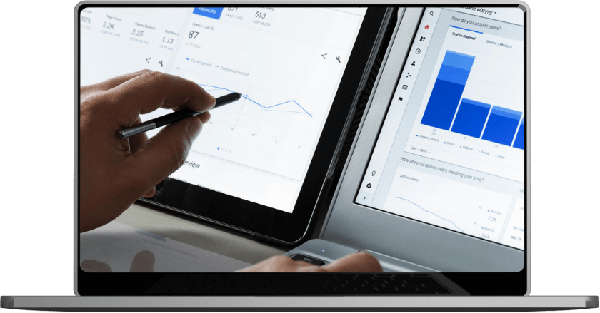 Temos mais de 15 anos de experiência desenvolvendo soluções para negócios reais, em ambientes críticos e de alta demanda.